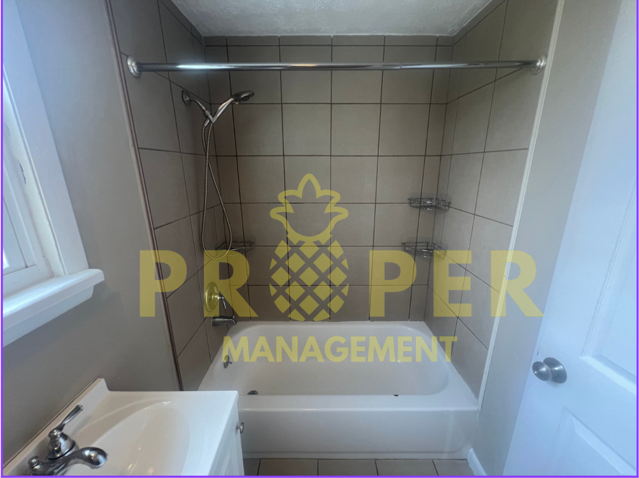 607 Hall Ave - Photo 3 of 9