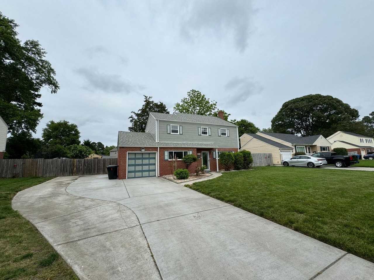 5828 Susquehanna Dr - Photo 2 of 20