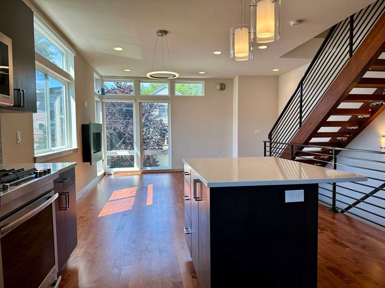 511 Northeast 73rd Street #A - Photo 6 of 33