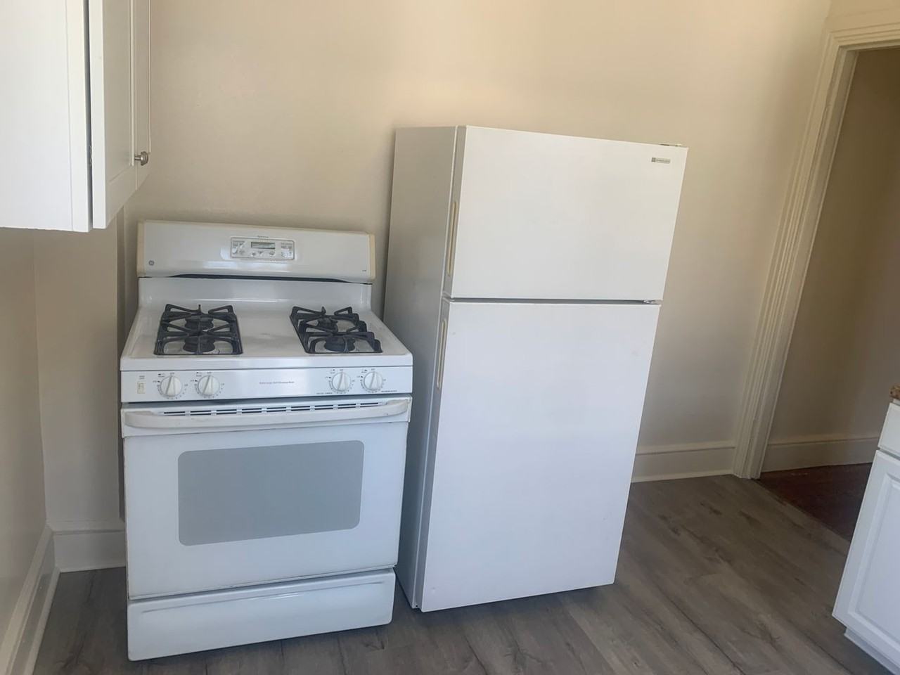 335 E Philadelphia St 2nd Fl - Photo 5 of 20
