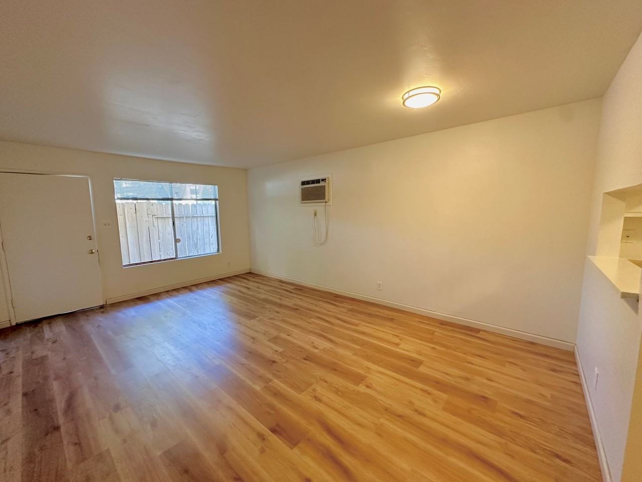 3661 Mt Diablo Blvd - Photo 2 of 16