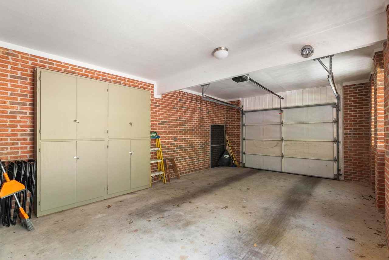 566 Homewood Dr - Photo 7 of 16
