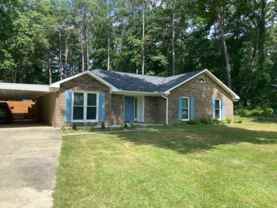 220 Saddlebrook Trl - Photo 1 of 1