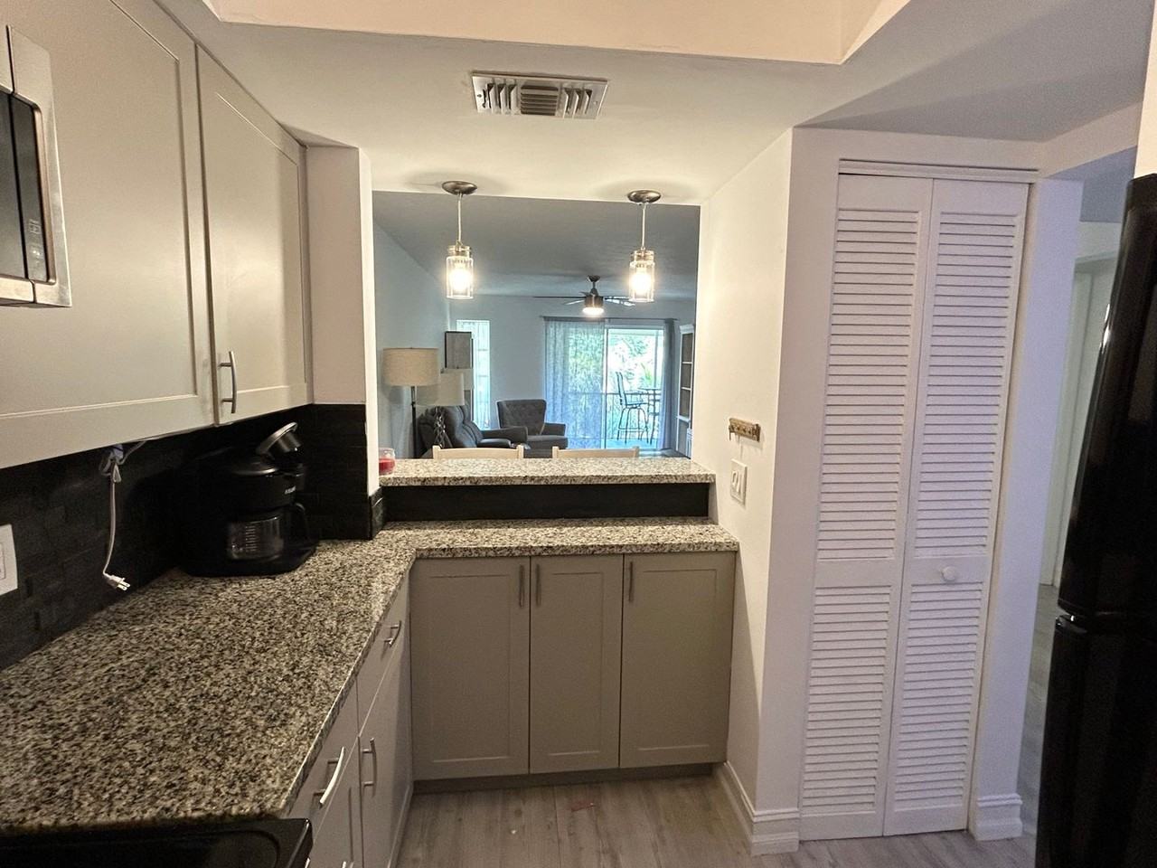 4901 38th Way S - Photo 6 of 32