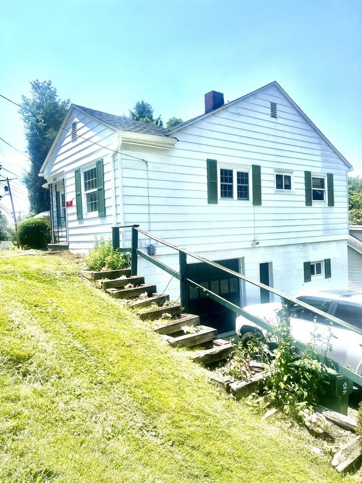 1063 Charles Ave #1 - Photo 2 of 26