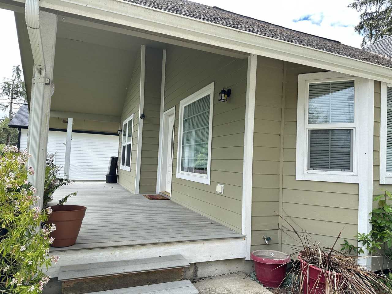 443 Lotloh Ave Se #1 - Photo 3 of 23