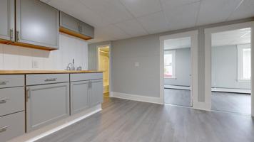 featured image of 52 Thompson St #B