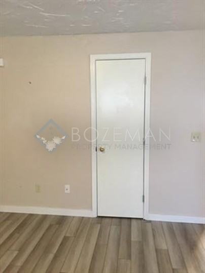 611 North N Street - 2Unit #2 - Photo 2 of 20