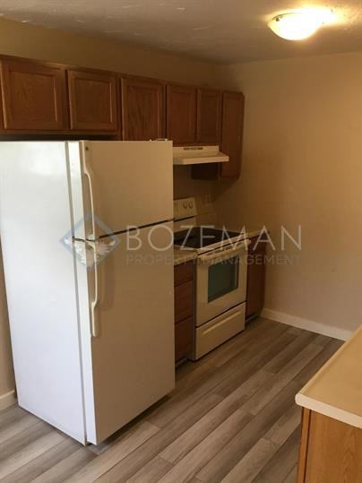 611 North N Street - 2Unit #2 - Photo 3 of 20