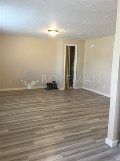 611 North N Street - 2Unit #2 - Photo 7 of 20