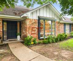 featured image of 712 Willow Creek Drive #1