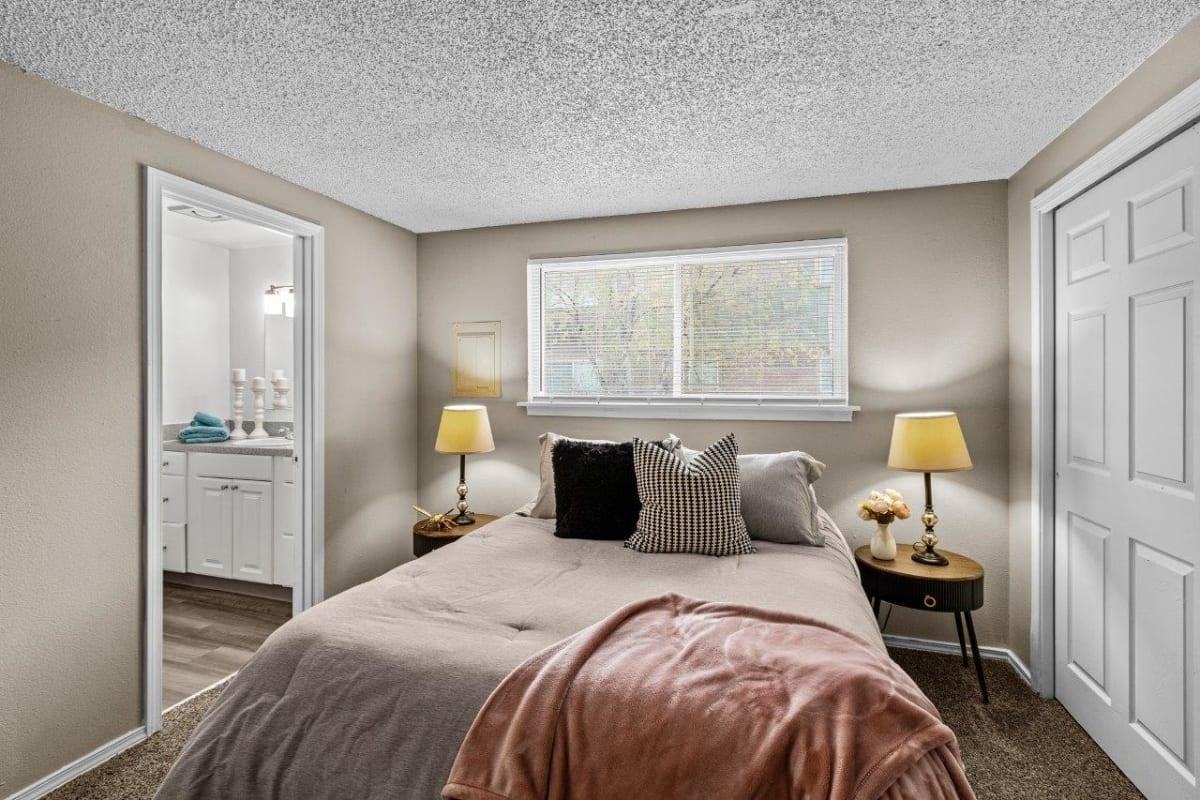 720 N Arthur St - Photo 6 of 16