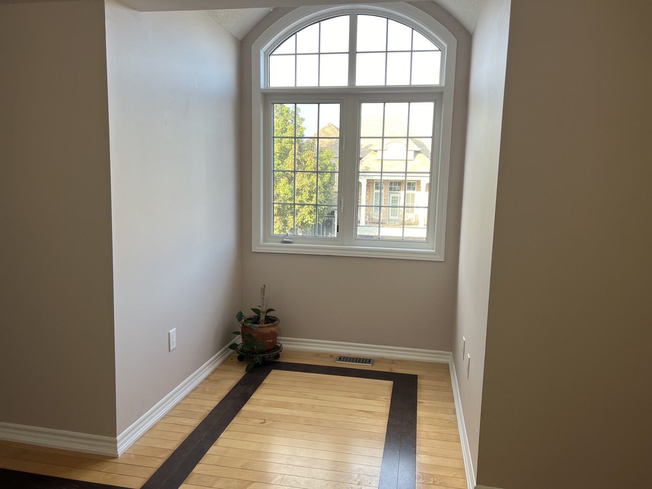 6 Oswell Drive - Photo 3 of 7