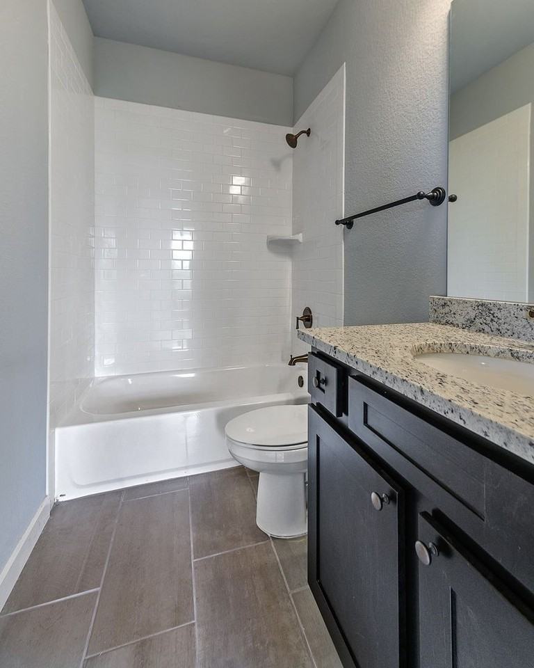 3132 Cockrell - Photo 2 of 27