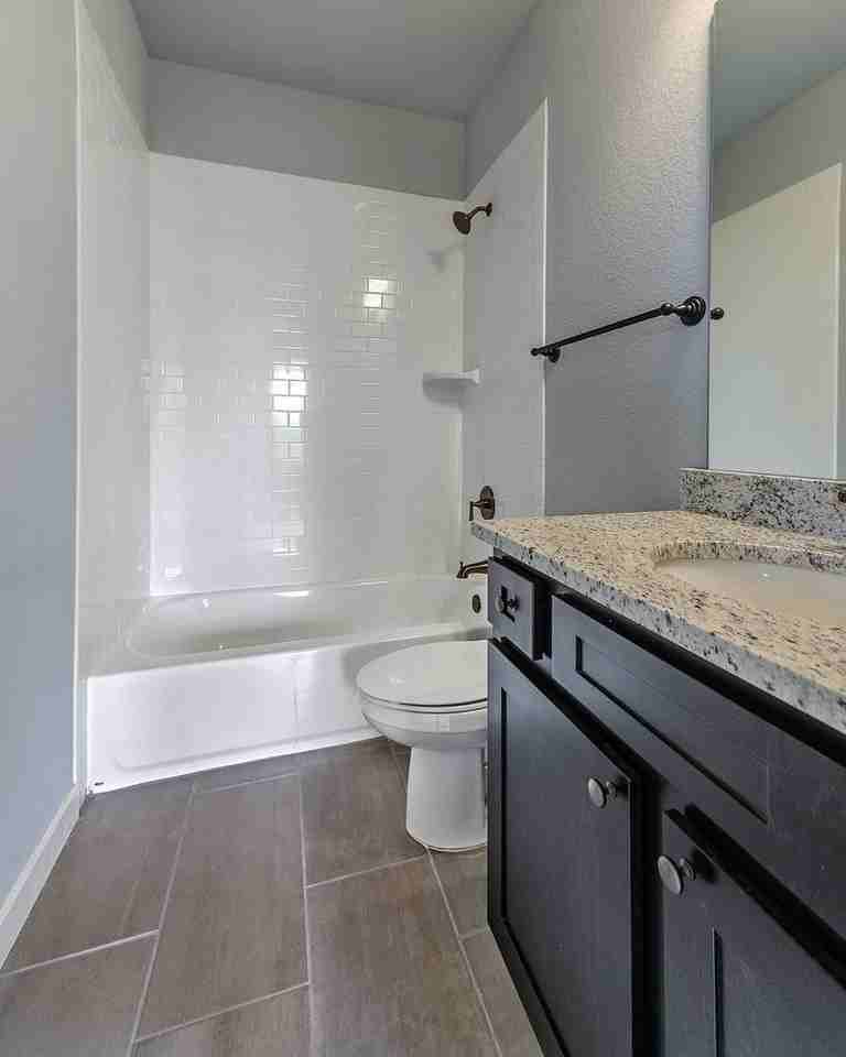 3132 Cockrell - Photo 4 of 27