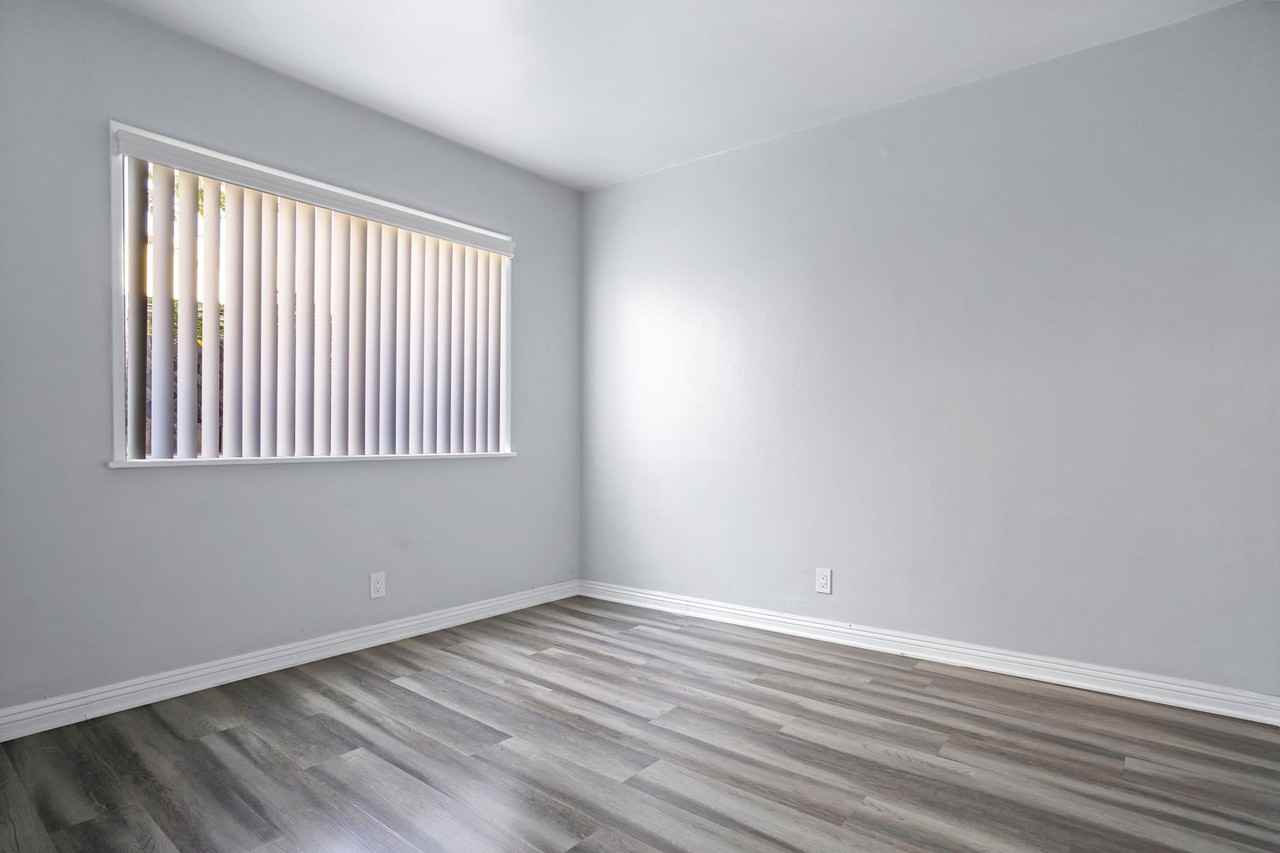 Mulberry Apartments - Photo 3 of 50