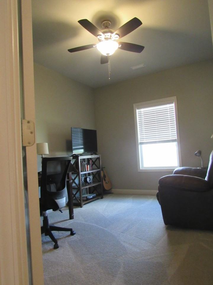 348 Mayberry Way - Photo 7 of 12
