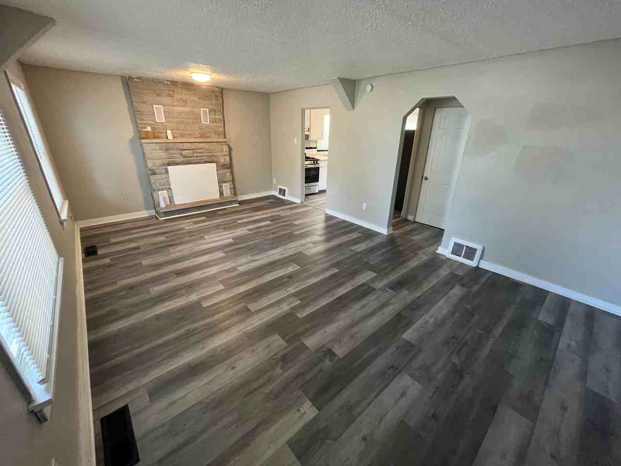 6 Dadebridge Ct - Photo 5 of 16