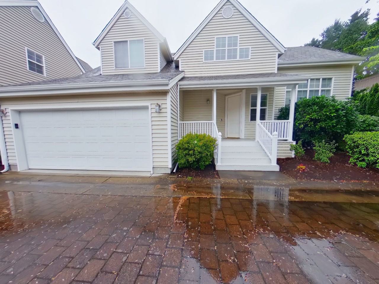 553 Covey Ln - Photo 2 of 13