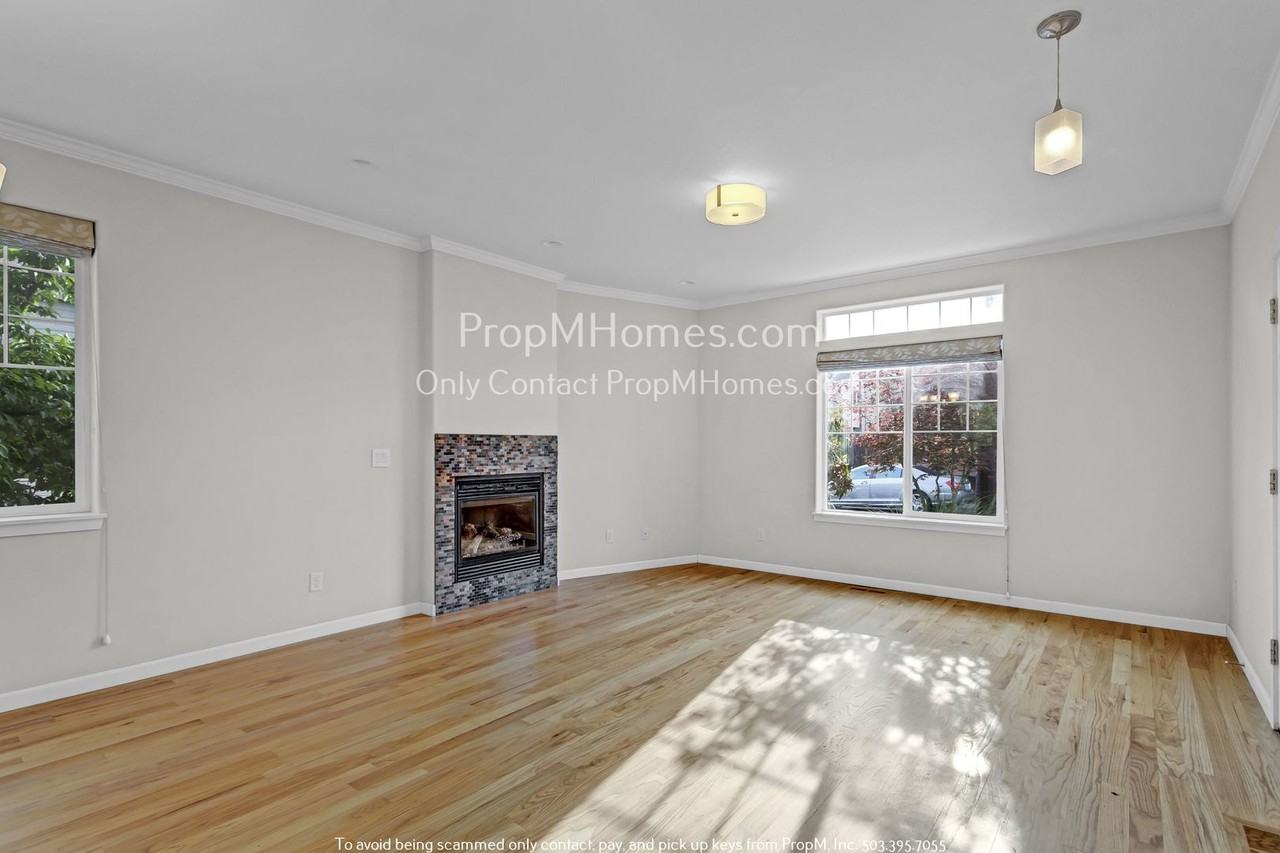 3117 Sw 173rd Ave - Photo 2 of 22