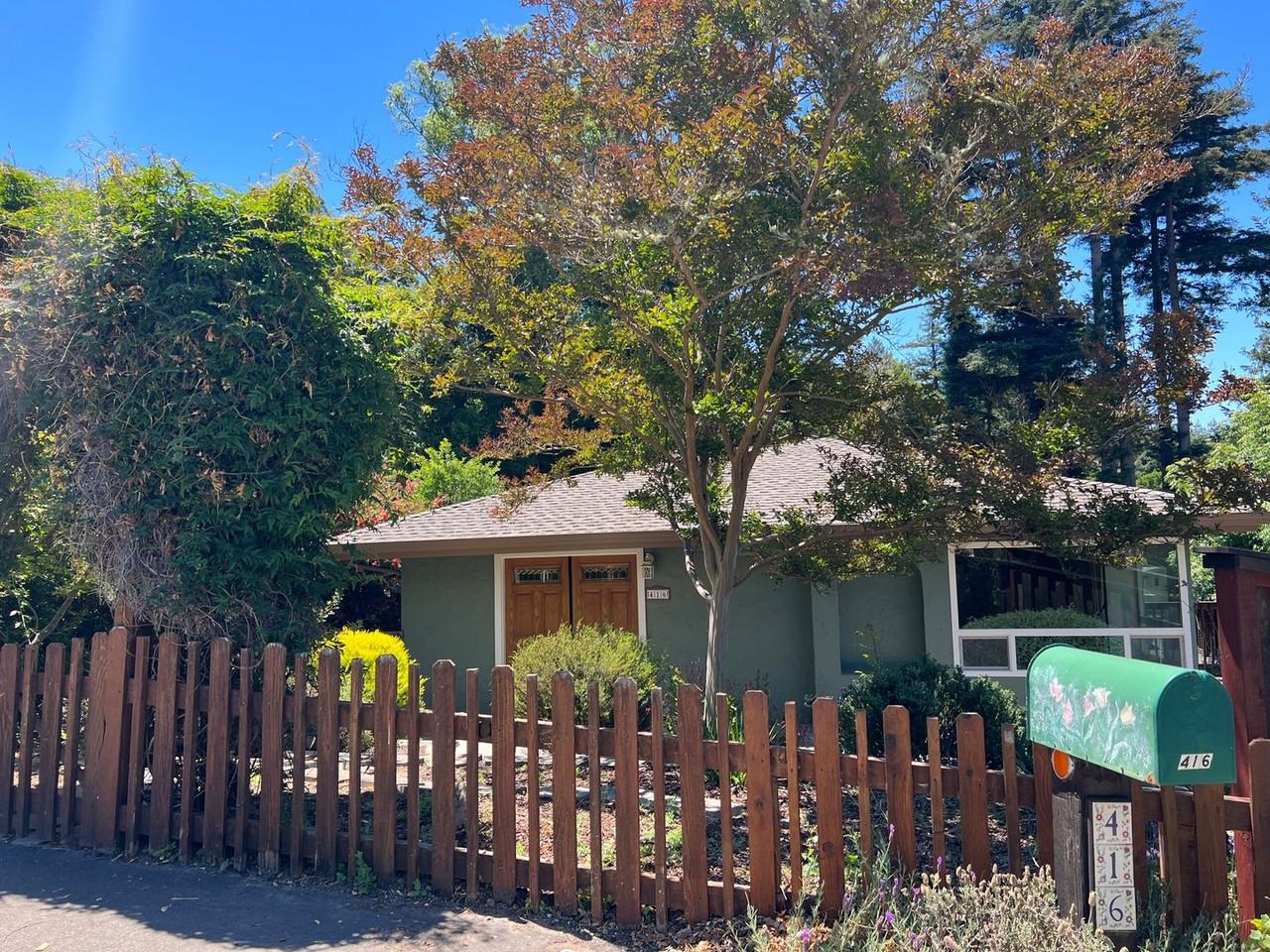 416 Sherman Drive - Photo 2 of 50