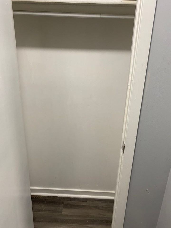 4001 Village Creek Dr - Photo 5 of 13