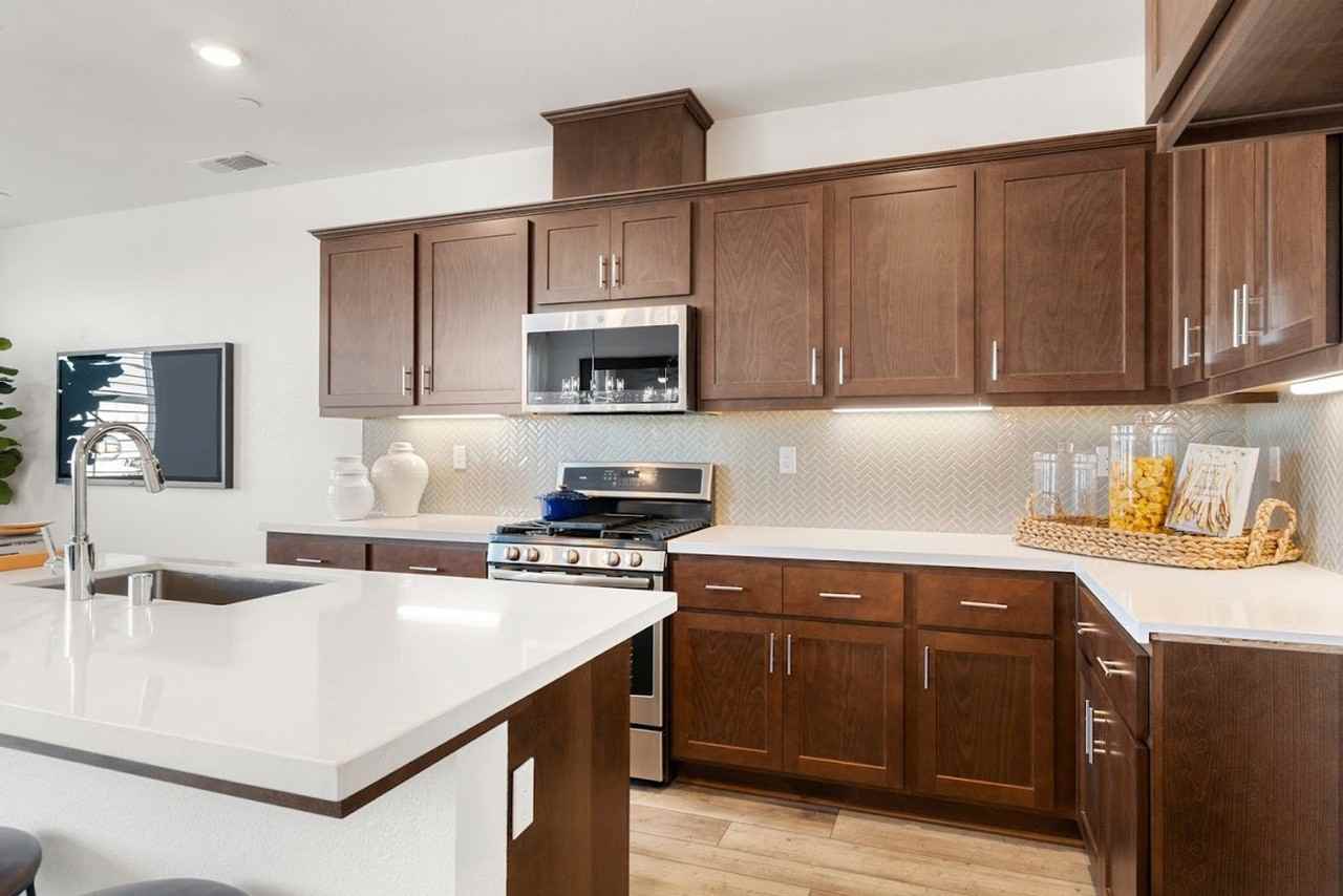 33 Advantage Ct - Photo 2 of 6