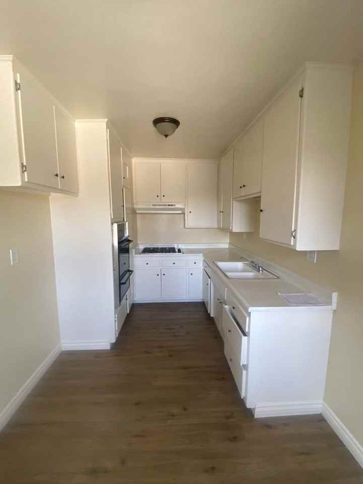 4810 Sierra Way - Photo 3 of 9