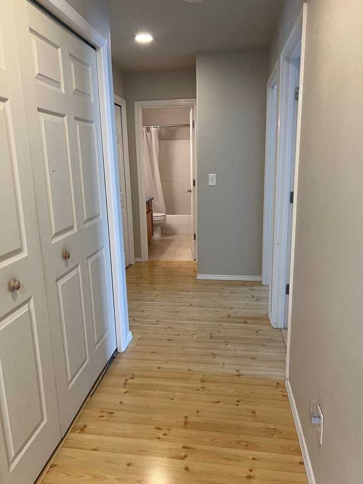 230 E Harrison St - Photo 6 of 20