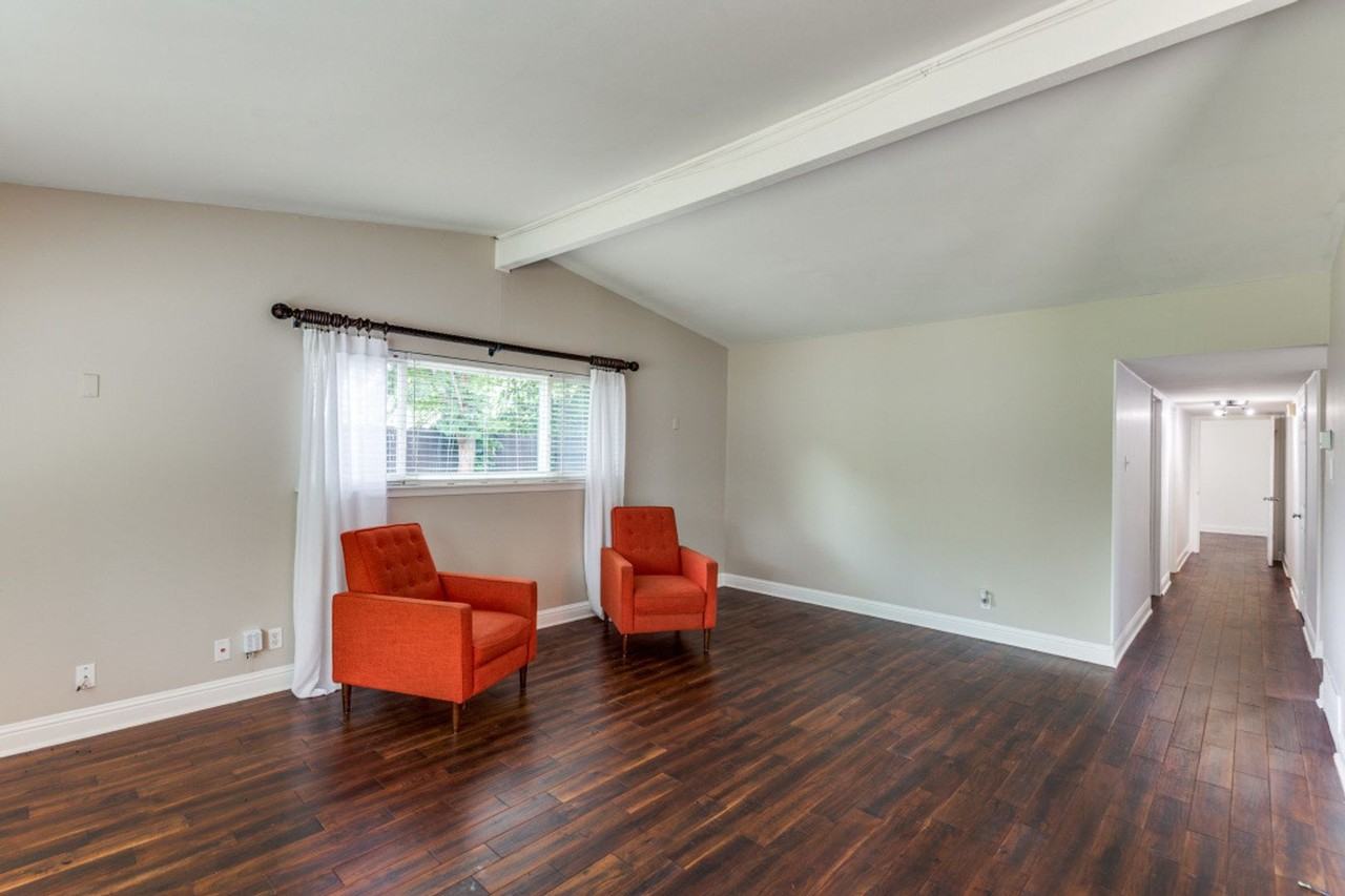 8730 Sagebrush Ln - Photo 3 of 25