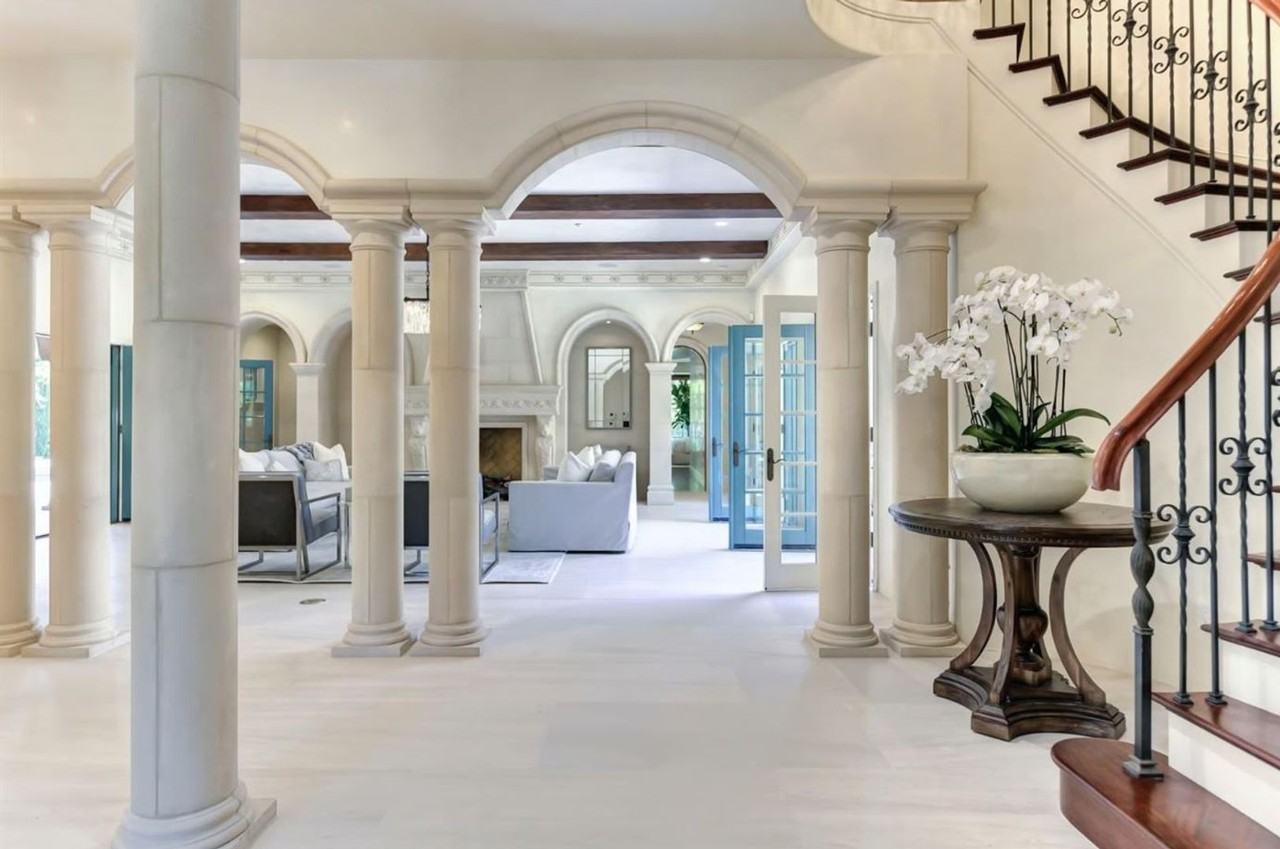 601 Crocker Rd - Photo 3 of 50