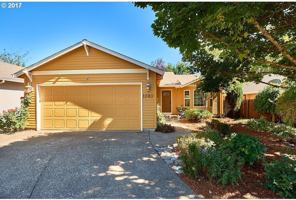 featured image of 1049 Se Ash St