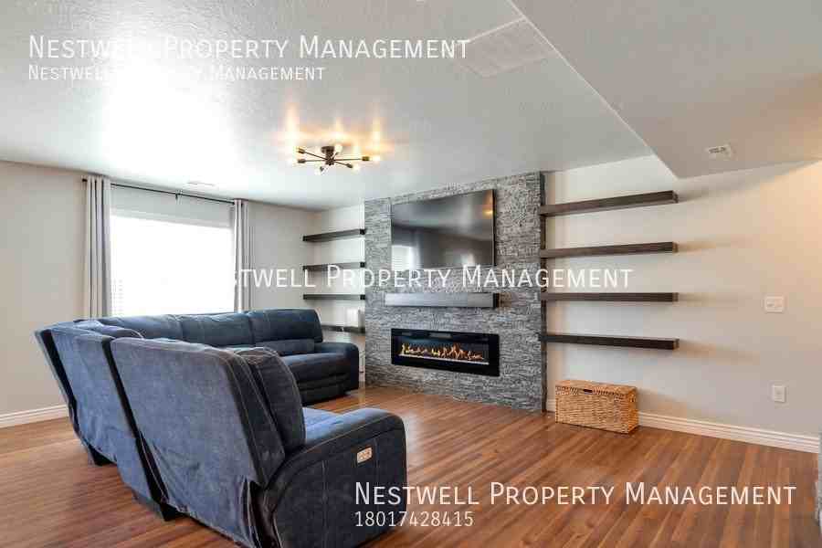 184 Boston Dr - Photo 2 of 20