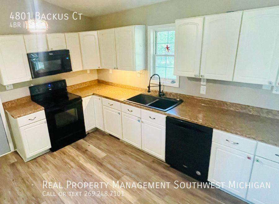 4801 Backus Ct - Photo 3 of 23