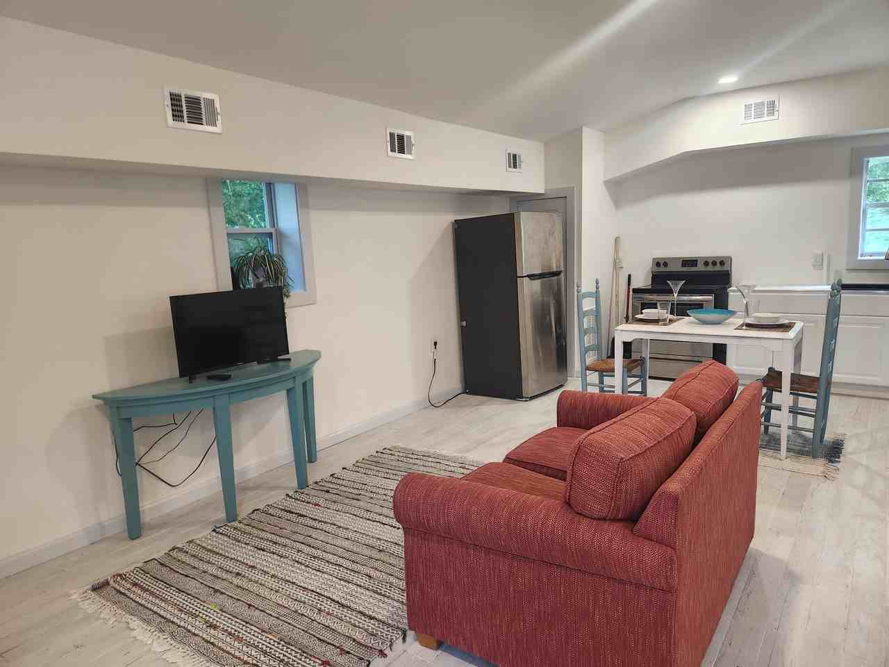 130 Oglesby Ave #NA - Photo 2 of 12