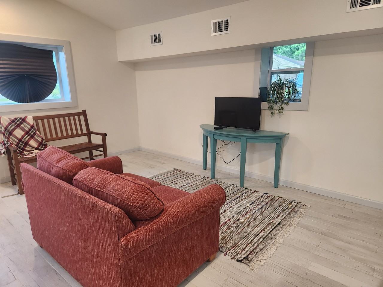 130 Oglesby Ave #NA - Photo 3 of 12