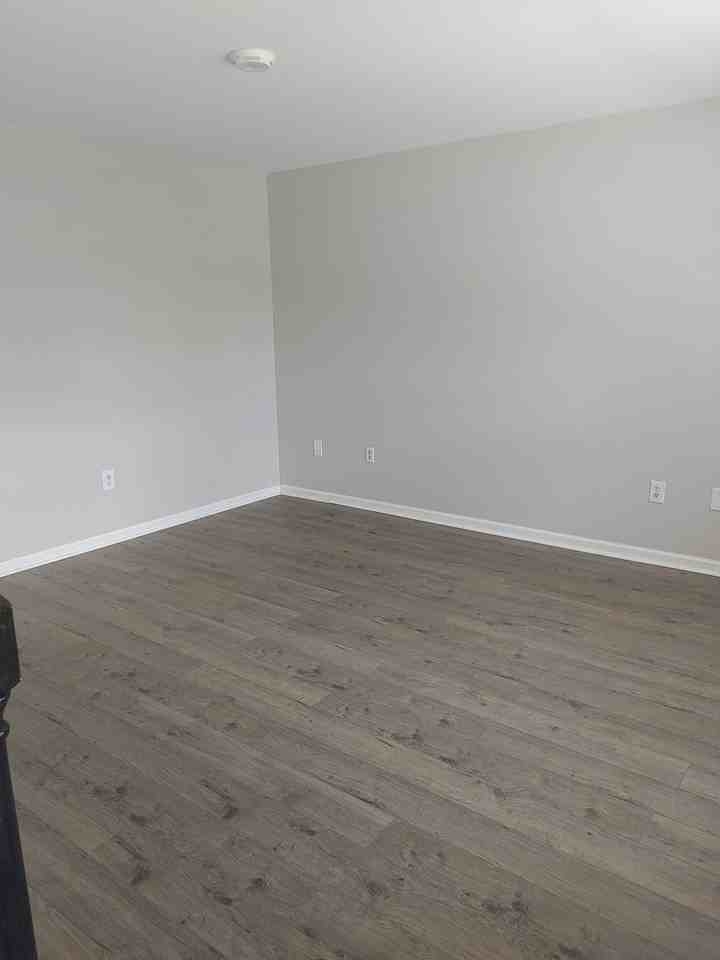 510 Mallory Ln #NA - Photo 2 of 20