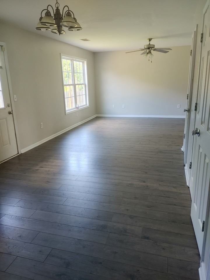 510 Mallory Ln #NA - Photo 3 of 20