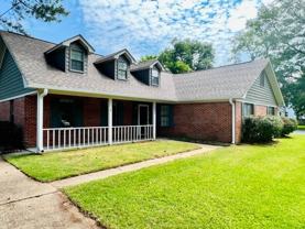 322 W Franklin St #NA - Photo 1 of 1