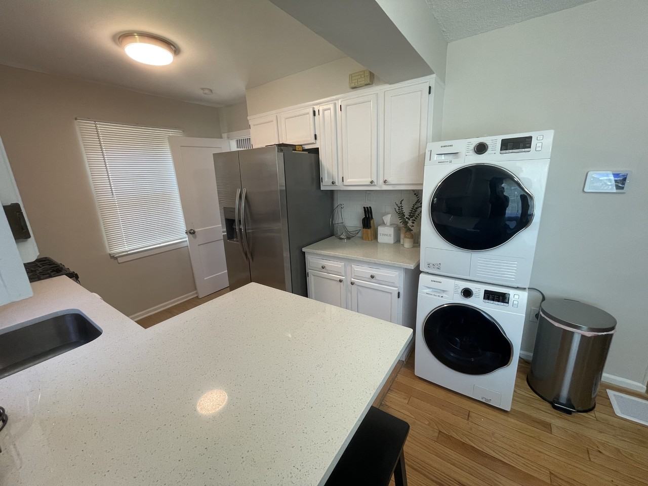 6212 41st Ave #A - Photo 2 of 9