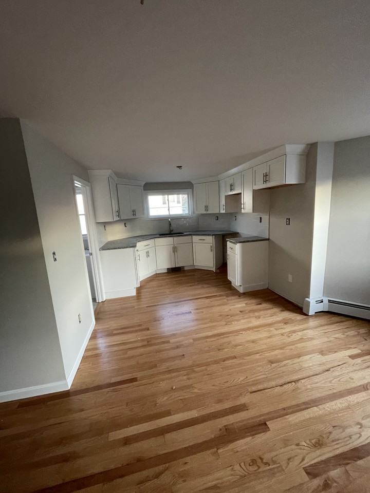 338 Ferry St #3EAST - Photo 2 of 8