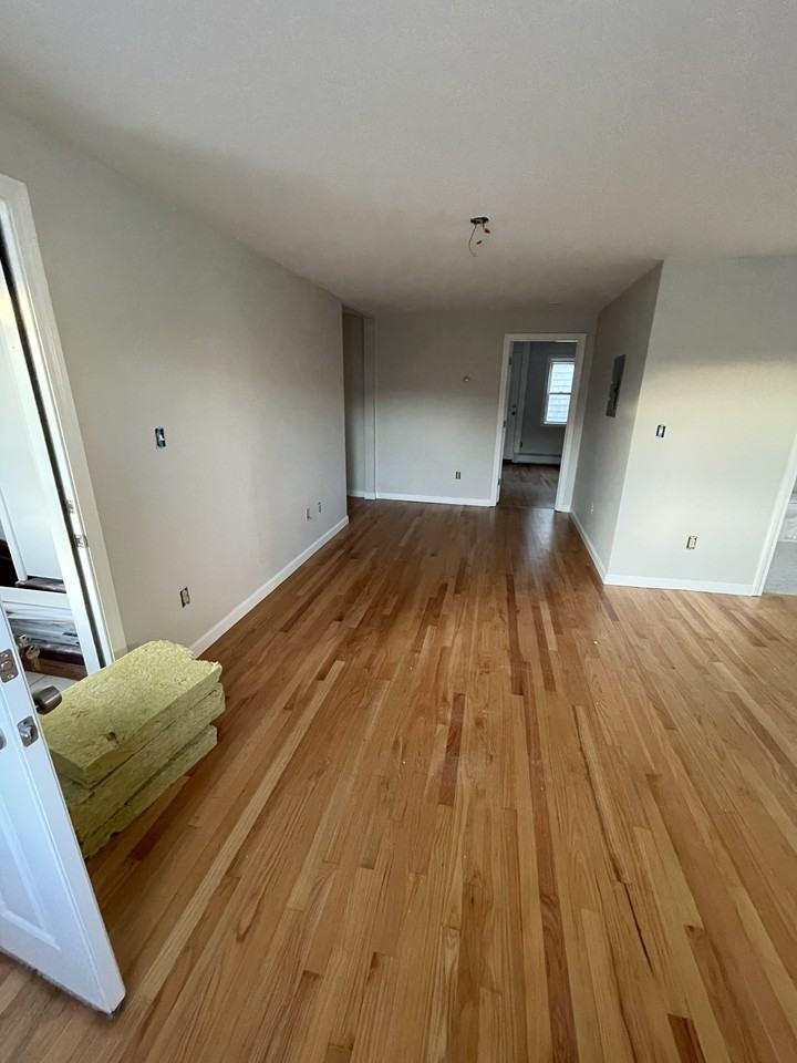 338 Ferry St #3EAST - Photo 7 of 8