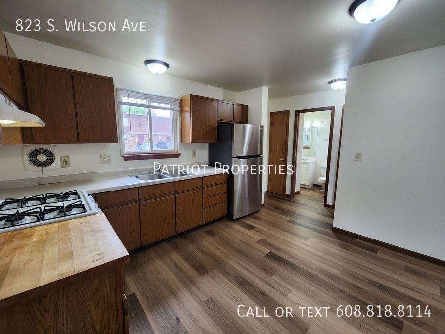 823 S Wilson Ave - Photo 2 of 14