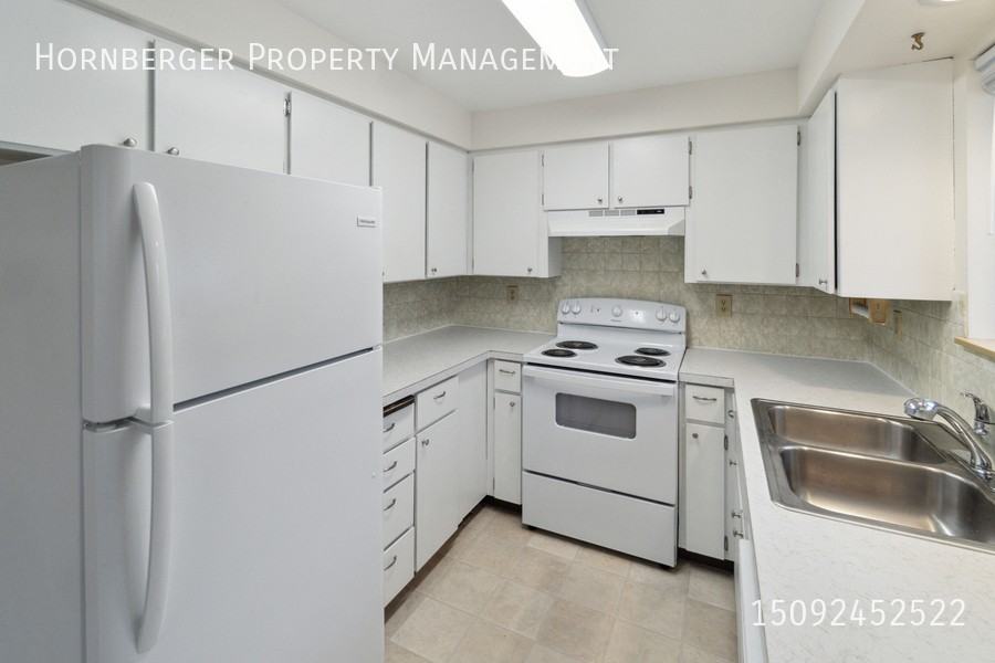 7004 N Wiscomb St - Photo 3 of 22