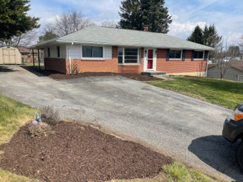 35 Crescent Drive Northwest