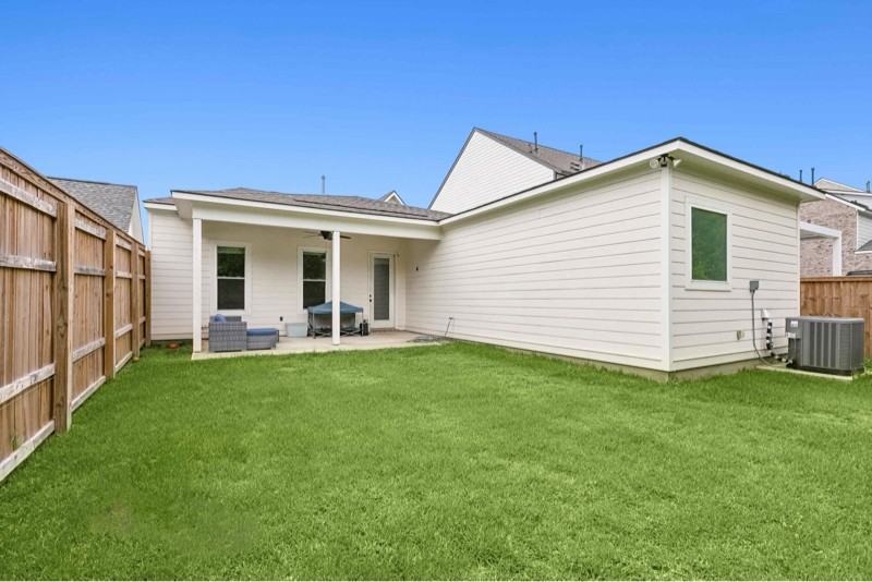 9003 Magnolia View Dr - Photo 3 of 16