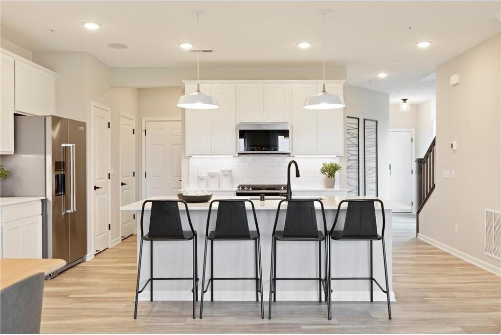 17928 Giants Way - Photo 2 of 5