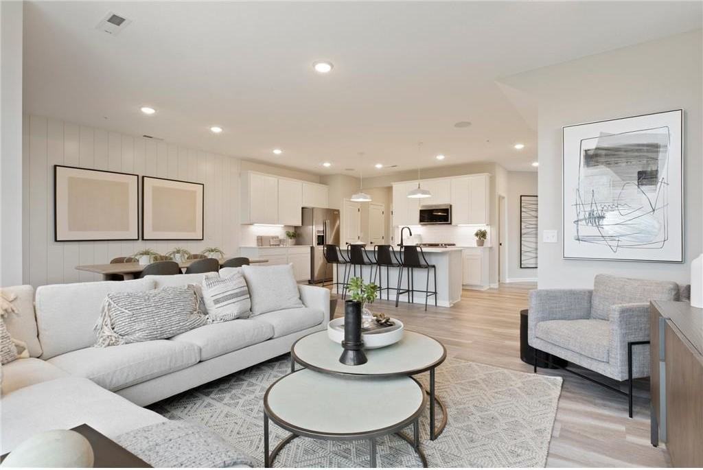 17928 Giants Way - Photo 4 of 5