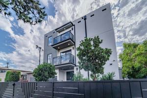 featured image of 1321 Bates Ave