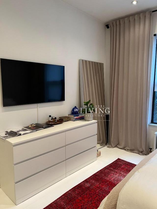 72 Irving Pl - Photo 7 of 10